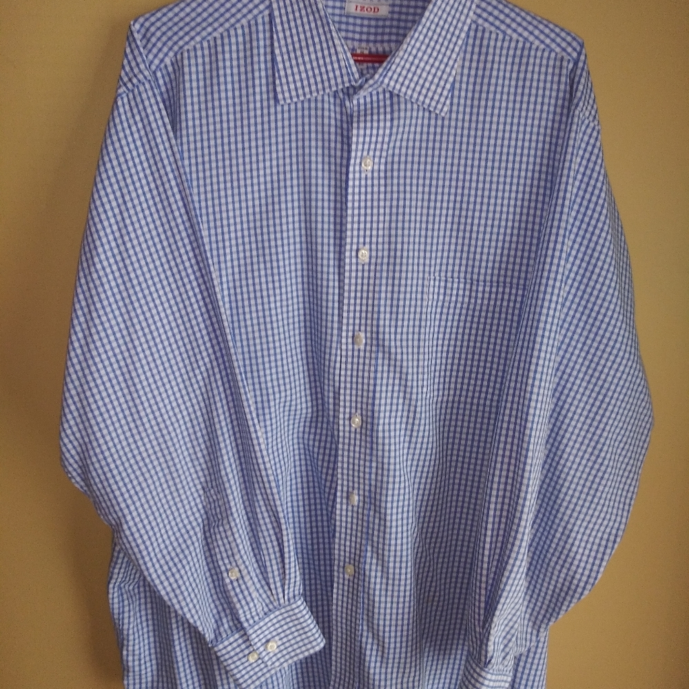 Men's Izod Button Down Shirt. FREE SHIPPING!
